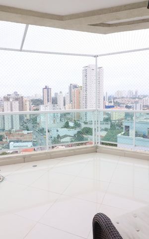 Apartamento para alugar com 155m², 3 quartos e 2 vagasVaranda
