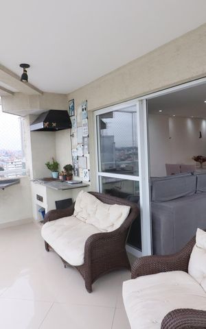 Apartamento para alugar com 155m², 3 quartos e 2 vagasVaranda