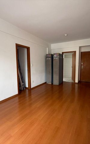 Apartamento à venda com 82m², 3 quartos e 1 vaga
