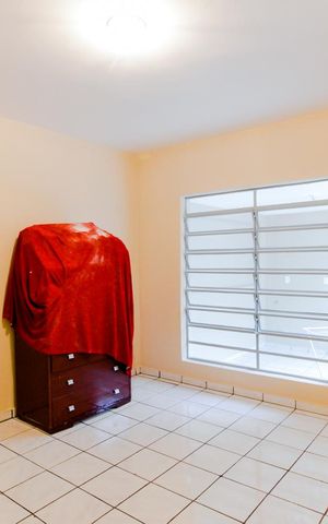 Casa para alugar com 183m², 3 quartos e 2 vagasQuarto 1 - Casa 2