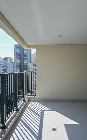 Apartamento para alugar com 105m², 2 quartos e 2 vagasVaranda