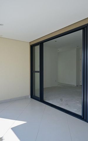 Apartamento para alugar com 105m², 2 quartos e 2 vagasVaranda