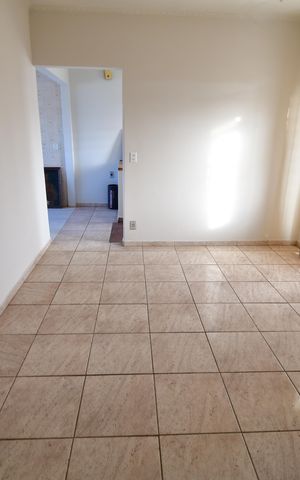 Casa à venda com 200m², 3 quartos e 2 vagasSala 2