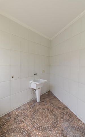 Casa para alugar com 85m², 2 quartos e 2 vagas Casa para alugar com 85m², 2 quartos e 2 vagasÁrea de Serviço