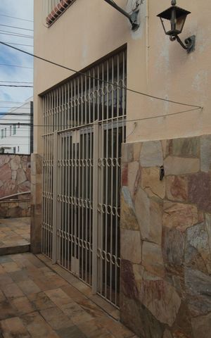 Casa de condomínio para alugar com 197m², 3 quartos e 1 vagaÁrea Privativa