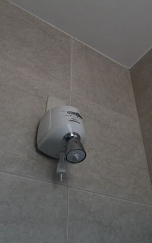 Casa de condomínio para alugar com 197m², 3 quartos e 1 vagaBanheiro Social 2