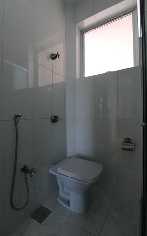 Casa de condomínio para alugar com 197m², 3 quartos e 1 vagaBanheiro Social 1