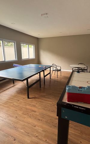 Apartamento à venda com 34m², 2 quartos e sem vaga Apartamento à venda com 34m², 2 quartos e sem vagaSalão de jogos
