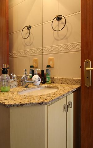 Apartamento à venda com 86m², 3 quartos e 2 vagasBanheiro