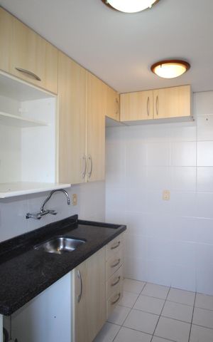 Apartamento à venda com 86m², 3 quartos e 2 vagasCozinha
