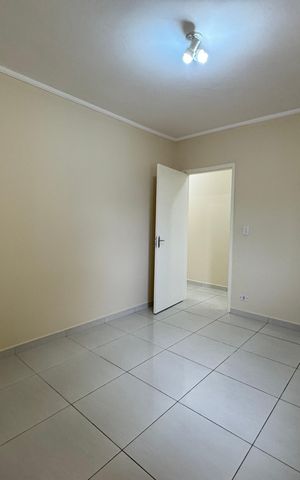 Casa à venda com 214m², 3 quartos e 2 vagas Casa à venda com 214m², 3 quartos e 2 vagasQuarto 2