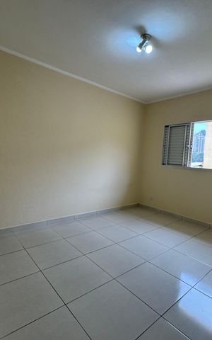 Casa à venda com 214m², 3 quartos e 2 vagas Casa à venda com 214m², 3 quartos e 2 vagasQuarto 1