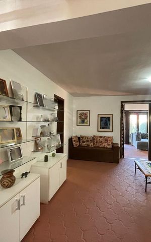 Casa à venda com 250m², 5 quartos e 2 vagas