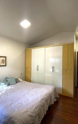Casa à venda com 250m², 5 quartos e 2 vagas