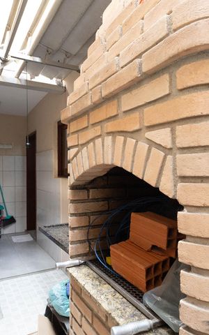 Casa de condomínio à venda com 120m², 3 quartos e 2 vagas Casa de condomínio à venda com 120m², 3 quartos e 2 vagasÁrea de Serviço / Churrasqueira