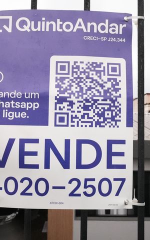 Casa à venda com 270m², 3 quartos e 1 vagaPlaca