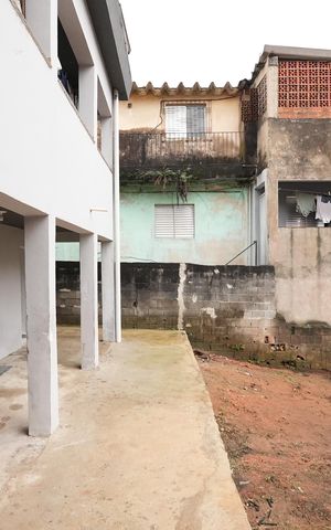 Casa à venda com 270m², 3 quartos e 1 vagaQuintal