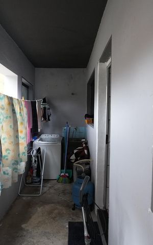 Casa à venda com 270m², 3 quartos e 1 vagaÁrea de Serviço