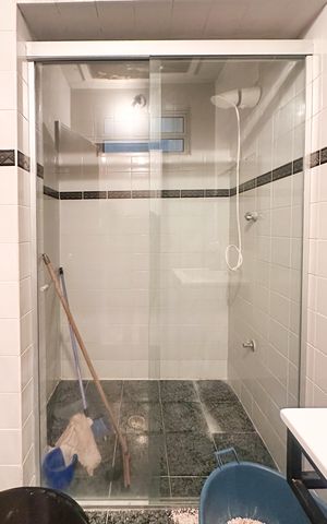 Casa à venda com 387m², 6 quartos e 7 vagas Casa à venda com 387m², 6 quartos e 7 vagasBanheiro Social - Casa 1