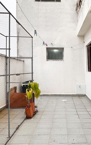 Casa à venda com 387m², 6 quartos e 7 vagas Casa à venda com 387m², 6 quartos e 7 vagasQuintal - Casa 1