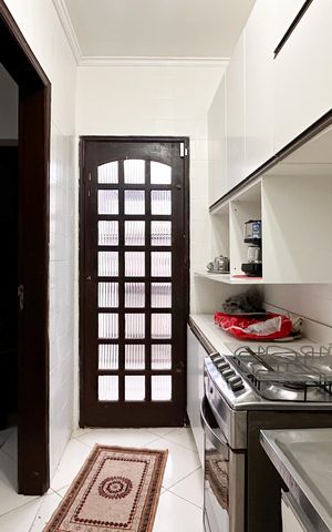 Casa à venda com 387m², 6 quartos e 7 vagas Casa à venda com 387m², 6 quartos e 7 vagasCozinha - Casa 1