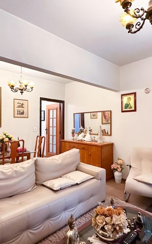 Casa à venda com 387m², 6 quartos e 7 vagas Casa à venda com 387m², 6 quartos e 7 vagasSala - Casa 2