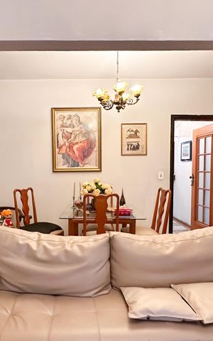 Casa à venda com 387m², 6 quartos e 7 vagas Casa à venda com 387m², 6 quartos e 7 vagasSala - Casa 2