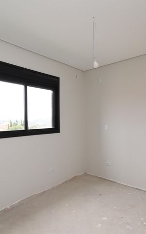 Casa de condomínio à venda com 211m², 3 quartos e 4 vagasQuarto 2