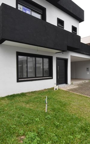 Casa de condomínio à venda com 211m², 3 quartos e 4 vagasFachada