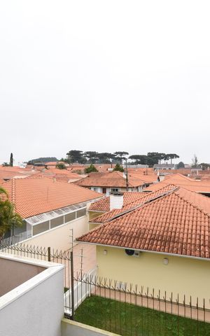 Casa de condomínio à venda com 211m², 3 quartos e 4 vagasVista do Quarto 3