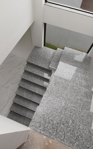 Casa de condomínio à venda com 211m², 3 quartos e 4 vagasCorredor/Escada
