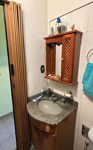 Casa à venda com 237m², 4 quartos e 3 vagasBanheiro Social