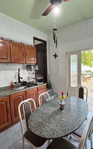 Casa à venda com 237m², 4 quartos e 3 vagasCozinha
