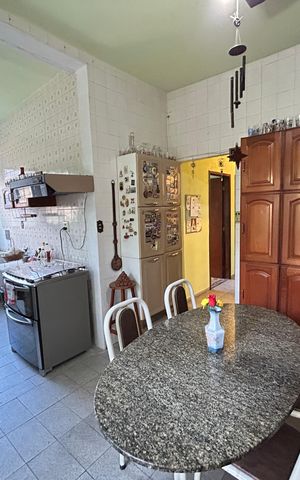 Casa à venda com 237m², 4 quartos e 3 vagasCozinha