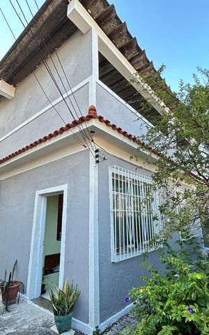 Casa à venda com 237m², 4 quartos e 3 vagasFachada