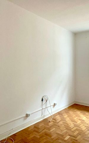 Casa para alugar com 137m², 3 quartos e 2 vagas Casa para alugar com 137m², 3 quartos e 2 vagasQuarto 1