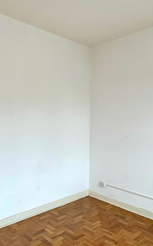 Casa para alugar com 137m², 3 quartos e 2 vagas Casa para alugar com 137m², 3 quartos e 2 vagasQuarto 3