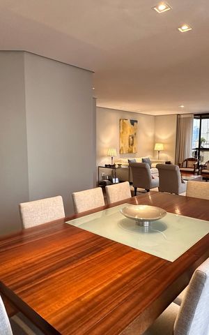 Apartamento à venda com 200m², 4 quartos e 3 vagas