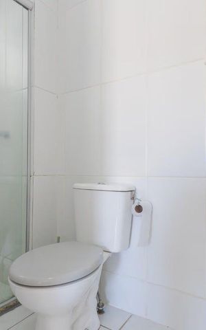 Apartamento à venda com 51m², 2 quartos e 1 vaga Apartamento à venda com 51m², 2 quartos e 1 vagaBanheiro