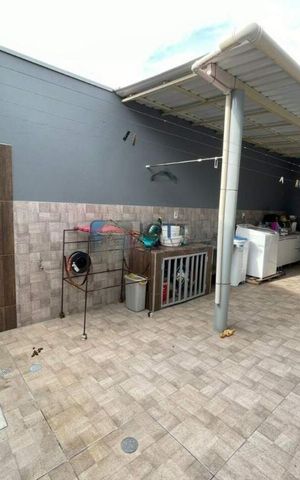 Casa à venda com 149m², 3 quartos e 2 vagas