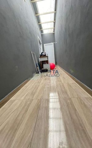 Casa à venda com 149m², 3 quartos e 2 vagas