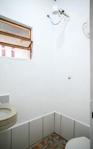 Casa para alugar com 32m², 1 quarto e sem vaga Casa para alugar com 32m², 1 quarto e sem vagaBanheiro