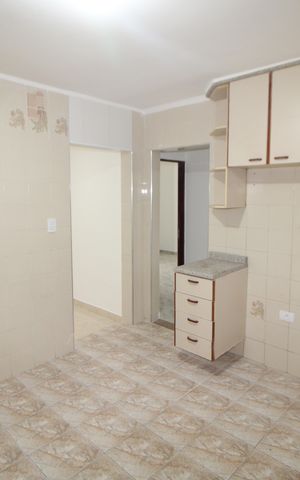 Casa para alugar com 150m², 2 quartos e 2 vagasCozinha