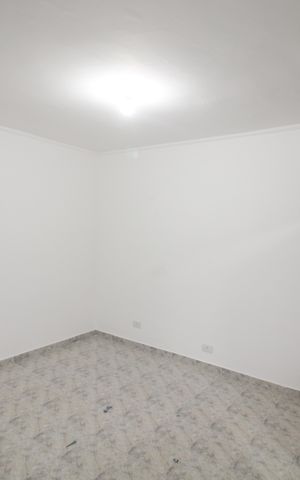 Casa para alugar com 150m², 2 quartos e 2 vagasQuarto 2