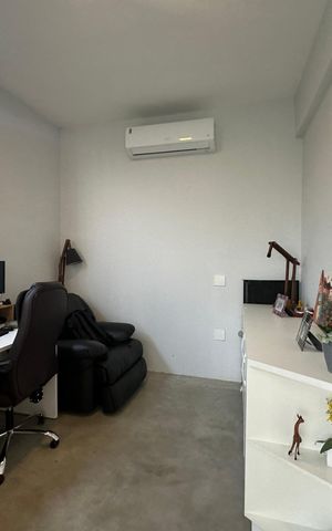 Casa à venda com 2967m², 3 quartos e 4 vagas Casa à venda com 2967m², 3 quartos e 4 vagasEscritório