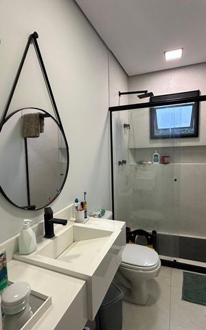 Casa à venda com 2967m², 3 quartos e 4 vagas Casa à venda com 2967m², 3 quartos e 4 vagasBanheiro