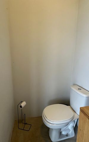 Casa à venda com 2967m², 3 quartos e 4 vagas Casa à venda com 2967m², 3 quartos e 4 vagasLavabo
