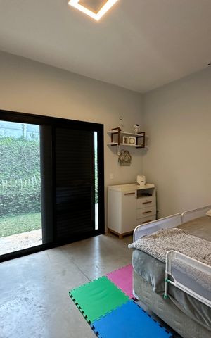 Casa à venda com 2967m², 3 quartos e 4 vagas Casa à venda com 2967m², 3 quartos e 4 vagasQuarto 1