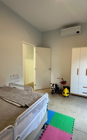 Casa à venda com 2967m², 3 quartos e 4 vagas Casa à venda com 2967m², 3 quartos e 4 vagasQuarto 1