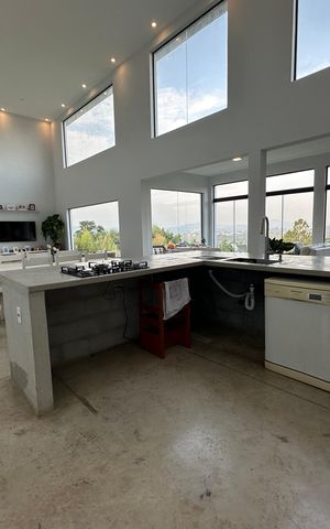 Casa à venda com 2967m², 3 quartos e 4 vagas Casa à venda com 2967m², 3 quartos e 4 vagasCozinha